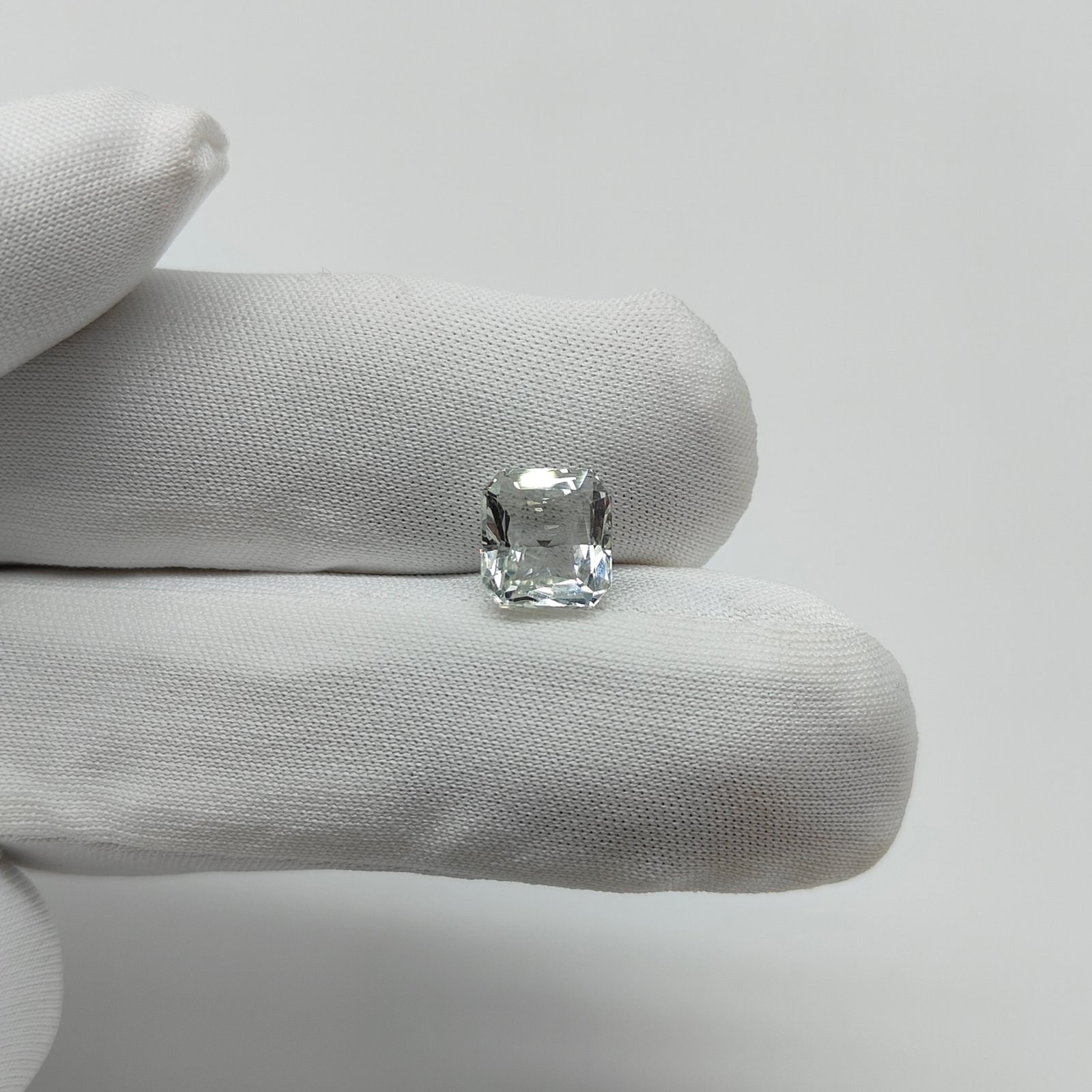 Natural and Certified Exclusive White Sapphire (Safed Pukhraj) - 3.06 Carat
