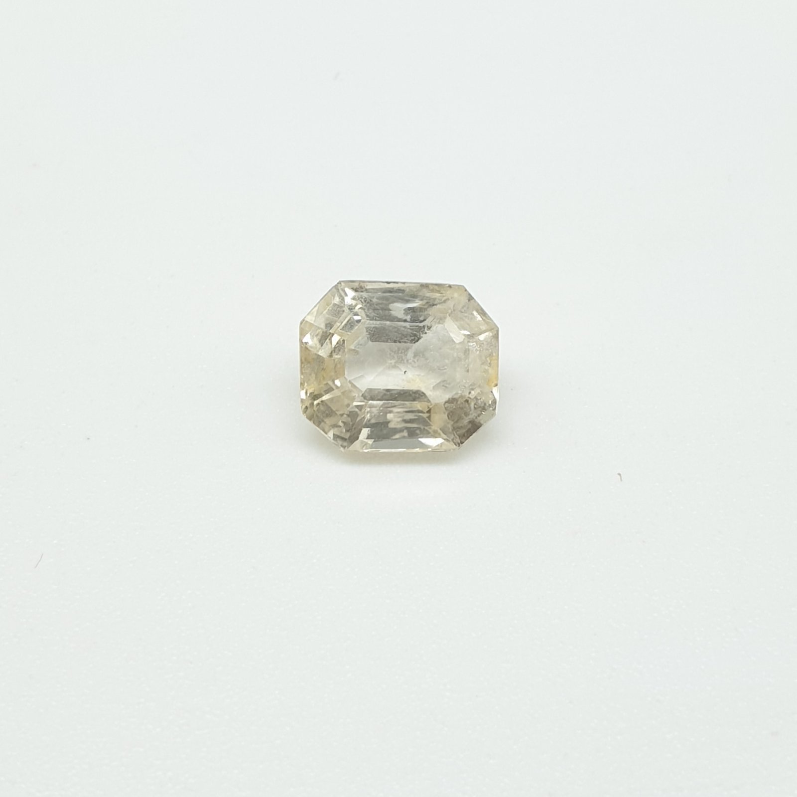 Natural  Yellow Sapphire - 3.39 Carat