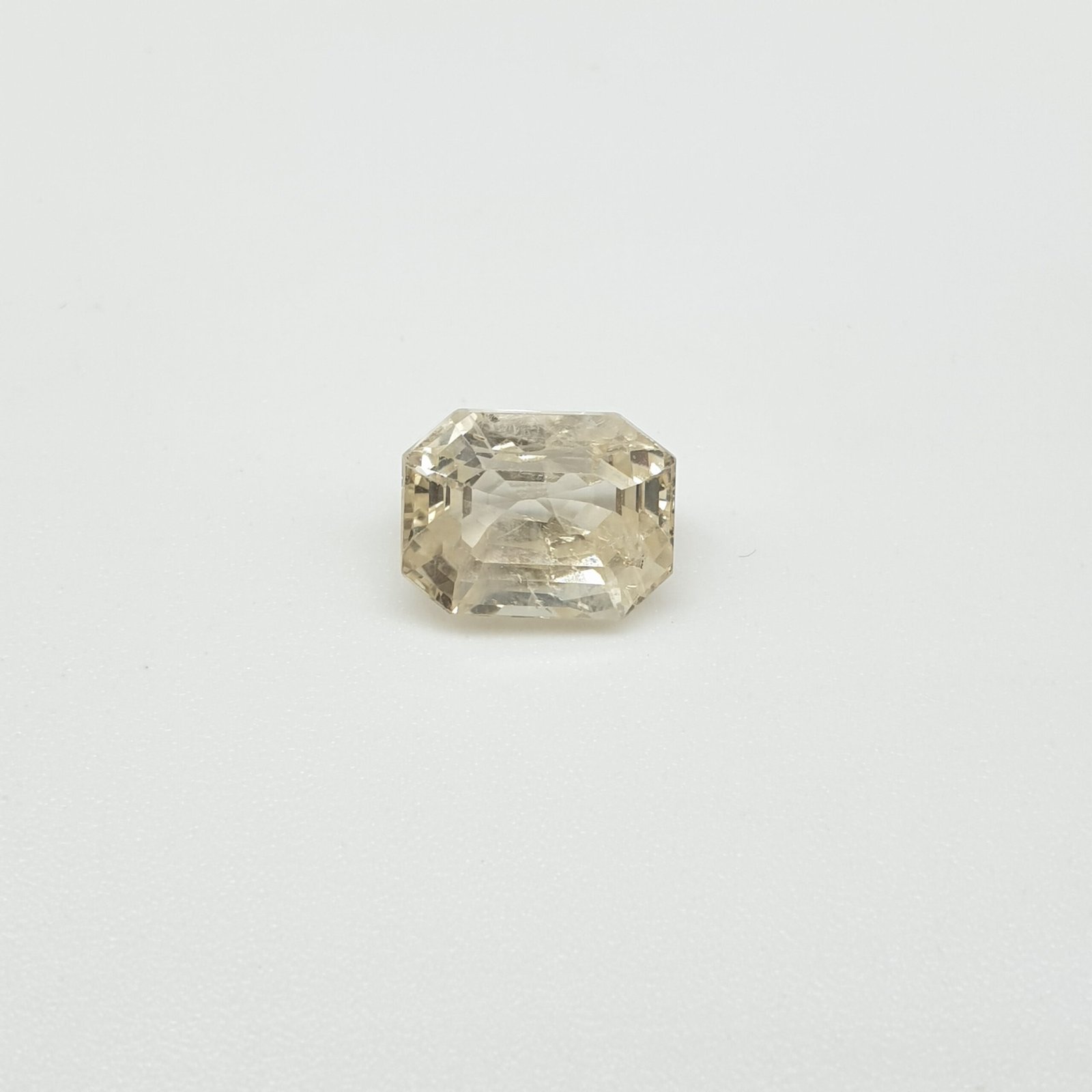 Natural  Yellow Sapphire - 4.93 Carat