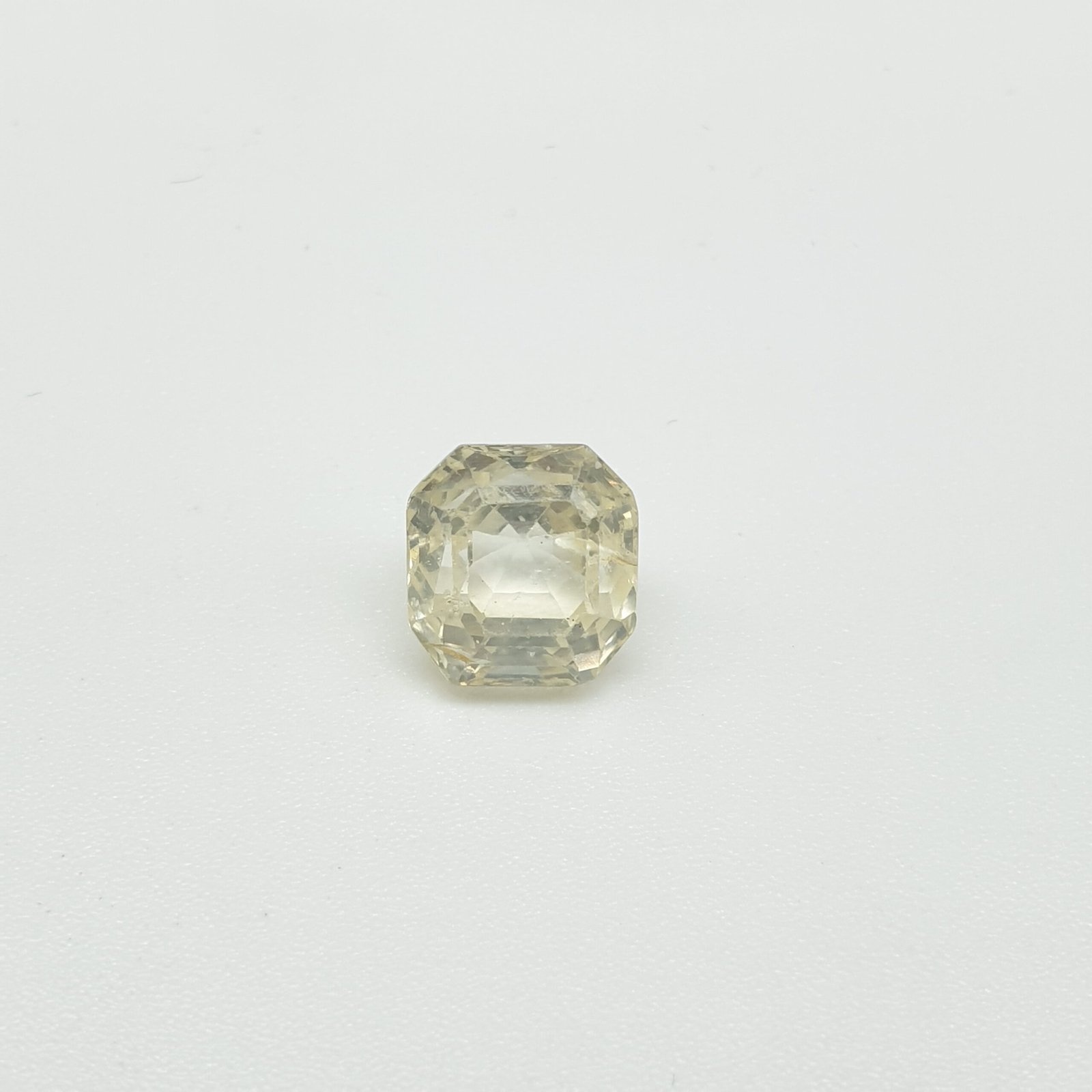 Natural  Yellow Sapphire - 5.01 Carat