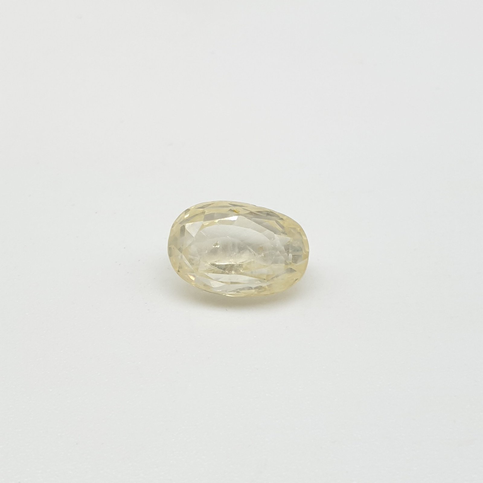 Natural  Yellow Sapphire - 7.10 Carat
