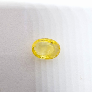 Natural Yellow Sapphire (Pukhraj) - 4.77 Carat