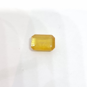Natural Yellow Sapphire (Pukhraj) - 4.04 Carat
