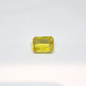 Natural Yellow Sapphire (Pukhraj) - 4.04 Carat